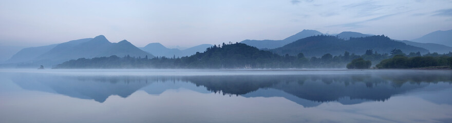 房地产座谈会释放重要信号 跟进收紧调控？