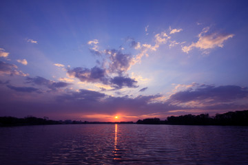 国产车对比合资车的照片